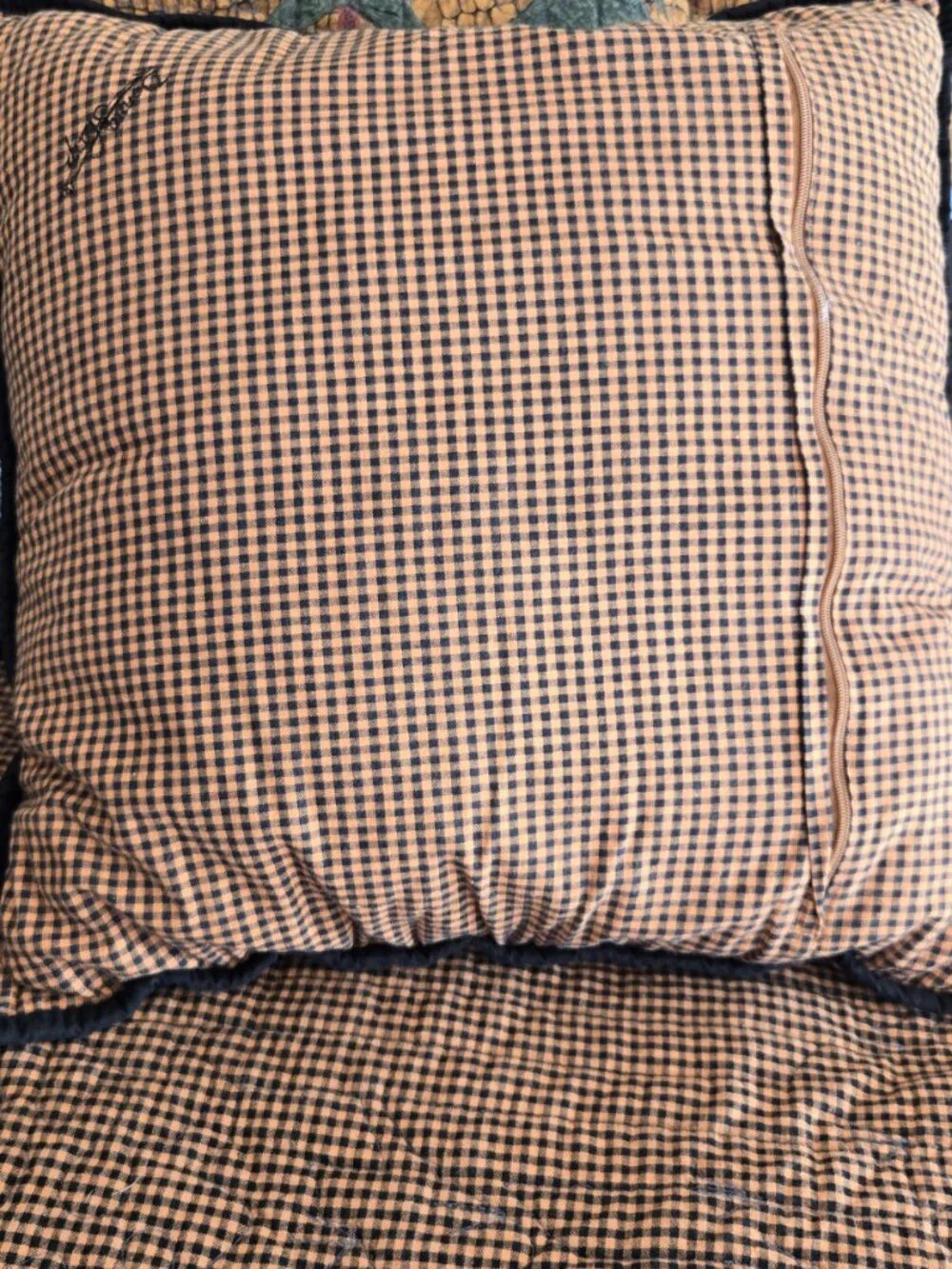 NEW -- Queen/King Donna Sharp Woodland Bedspread & Pillow Set w/ curtain valance